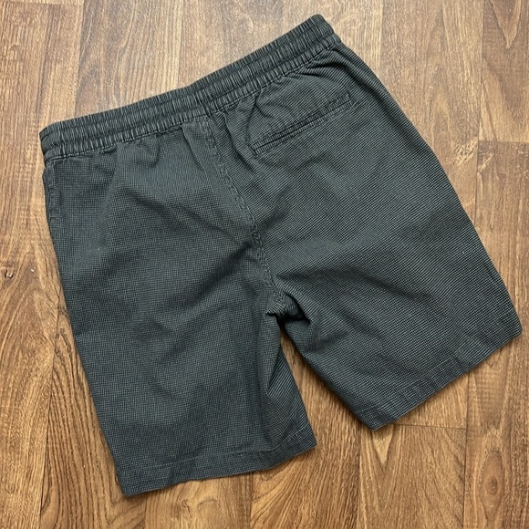 Gray Patterned Drawstring Shorts - Picture 2 of 4